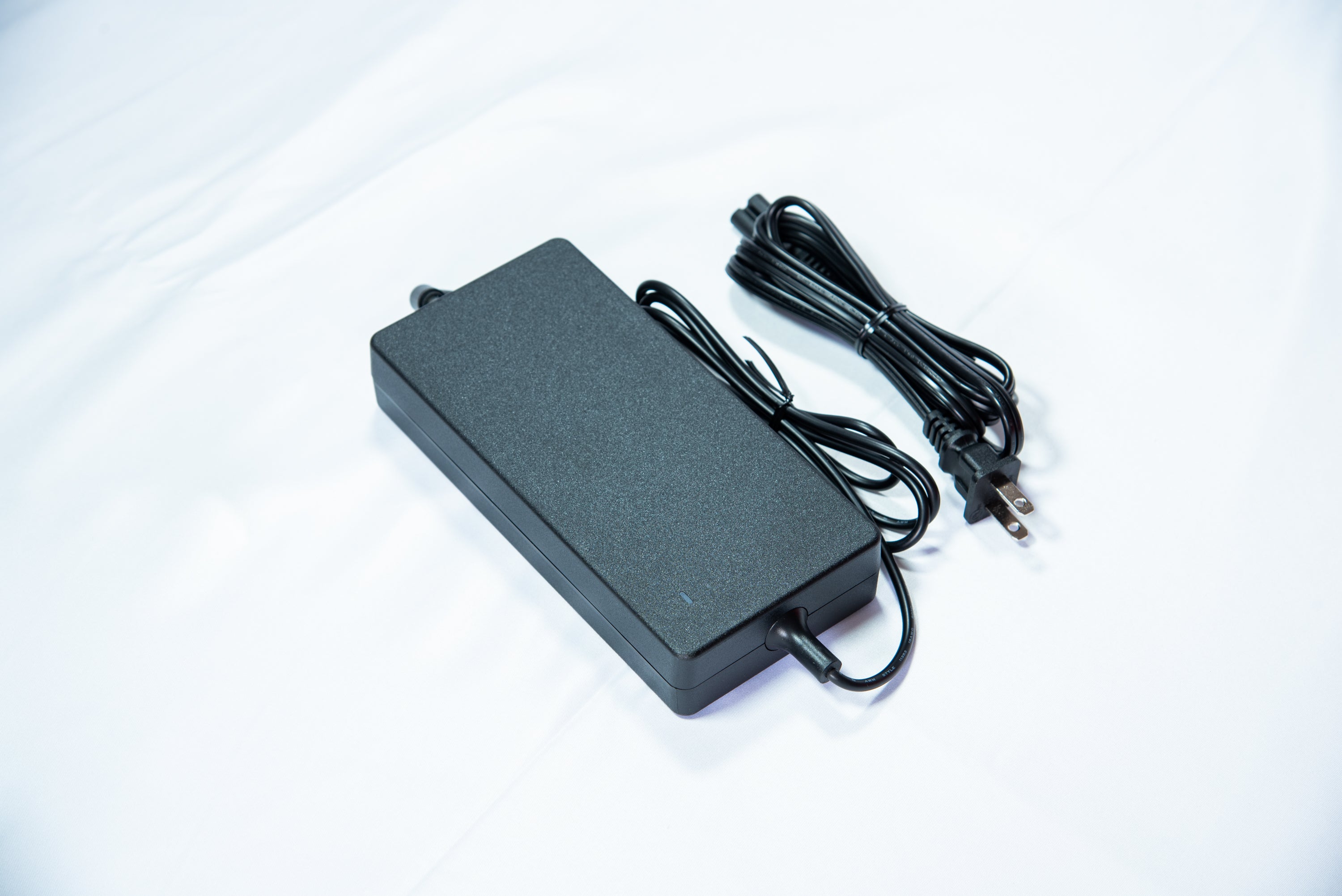 Charger & 110V AC Adapter